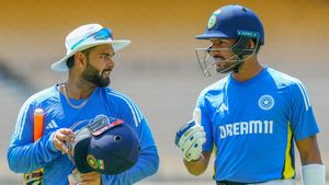 “உங்க 2 பேருக்கும் ODI டீமில் இடமில்லை..” இஷான் கிஷனுக்கு தான் ஜாக்பாட் வாய்ப்பு.. பிசிசிஐ அதிரடி