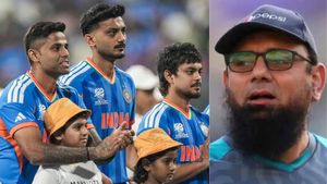 IND vs PAK போட்டி பிட்ச் சர்ச்சை.. இந்தியா மீது அபாண்டமான புகார் சொன்ன பாகிஸ்தான் வீரர் சக்லைன்