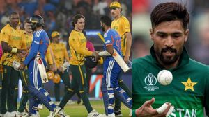 IND vs SA: இந்தியாவின் தோல்வியை சிரித்து ரசித்த அமீர்.. பாராட்டிய யூசுப்.. திருந்தாத பாகிஸ்தான்