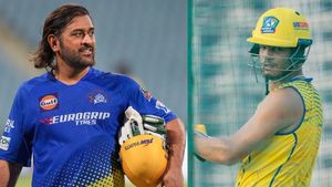 CSK: 14.2 கோடிக்கு வாங்கப்பட்ட சிஎஸ்கே வீரர் ஆட்டத்தை பார்த்து தோனி செய்த செயல்.. பரவும் வீடியோ