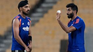 IND vs NZ: இவர் மட்டும் ஒழுங்கா பவுலிங் போடலைனா.. உலகக்கோப்பை பைனலே காலி.. இந்திய அணிக்கு வார்னிங்
