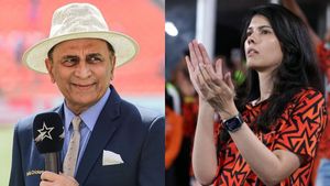 ‘காவ்யா மாறனை குறை சொல்றீங்களே.. நீங்க பாகிஸ்தான் நிகழ்ச்சியில் பங்கேற்றது ஏன்?’ கவாஸ்கர் விளக்கம்