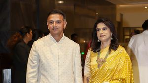 அர்ஜூன் டெண்டுல்கர் திருமணத்திற்கு வந்த ராகுல் டிராவிட் மனைவிக்கு அவமானம்.. கொஞ்சம் கூட அறிவே இல்ல