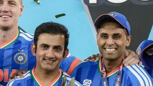 டி20 ஓகே! டெஸ்ட் என்ன ஆச்சு கம்பீர்? நீங்க கவனிக்கலனா நான் என்ன பண்றது.. கோபமாக பதில் தந்த கம்பீர்