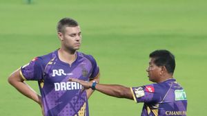 IPL 2026- எல்லீஸ்க்கு பதில் மாற்று வீரரை வாங்கிய சிஎஸ்கே.. பாகிஸ்தான் PSL தொடரிலிருந்து தட்டி தூக்கியது