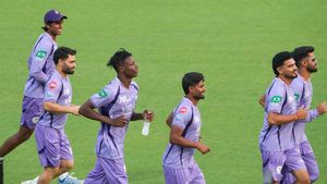 IPL 2026: கொல்கத்தா அணியில் இணைந்தார் துபே.. SRH அணியும் மாற்று வீரரை தேர்வு செய்தது