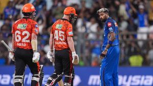 IPL 2026: மும்பை இந்தியன்ஸ்-இன் 17 ஆண்டுகால சாதனையை முடிவுக்குக் கொண்டுவந்த சன்ரைசர்ஸ் ஹைதராபாத்