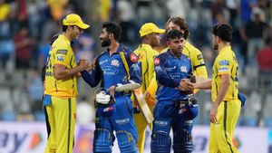 IPL 2026: சர்பராஸ் கான் கிடையாது.. சிஎஸ்கே அணிக்குள் தோனி வந்தால் வெளியேற போவது இவர் தான்- பத்ரிநாத்