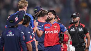 IPL 2026: டெல்லியால் முடிந்தால்,எங்களாலும் முடியும்.. 264 ரன்களை சேஸ் செய்தது பற்றி ஸ்ரேயாஸ் கருத்து