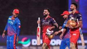 IPL 2026: வரலாற்றில் முதல் வீரர்.. விராட் கோலி உலக சாதனை.. யாராலும் தொட முடியாத உச்சம்