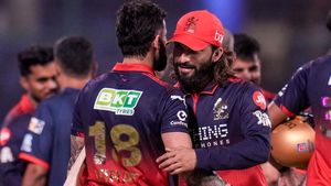 IPL 2026: ஆர்சிபி அதிர்ஷ்டத்தால் மட்டுமே வெல்கிறது.. இவர்களை கடவுள் தான் காப்பாற்றனும்- ஸ்ரீகாந்த்
