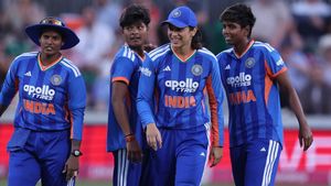 IND W vs ENG W: இங்கிலாந்து சொந்த மண்ணிலே சம்பவமி செய்த இந்திய மகளிர் அணி.. T20 WC-க்கு ரெடி