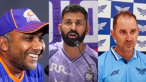 IPL 2026: 5 ஐபிஎல் பயிற்சியாளர்களுக்கு டாட்டா பைபை.. கடுப்பில் உரிமையாளர்கள்.. யார் அவர்கள்?
