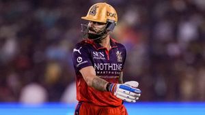 IPL 2026: விராட் கோலி ஆட்டம் காலி.. 2 மேட்ச் போச்சு.. கோல்டன் டக் ஆனதால் விமர்சித்த ரசிகர்கள்