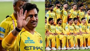 CSK: தோனி சிஎஸ்கே-வில் இருக்கும் போது எதற்கு வேறு பயிற்சியாளர்? அஸ்வின் அதிரடி கருத்து