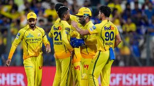 CSK: சிவம் துபே நீங்க உலக கோப்பையை வென்றவர் மறந்துவிடாதீர்!அணியை அடிக்கடி மாற்றாதீங்க-முரளி கார்த்தி