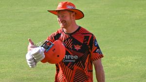 IPL 2026: முடிவுக்கு வந்த கிளாசன் ரெக்கார்ட்.. தப்பியது சூர்யகுமார் சாதனை.. நரைனுக்கு எதிராக அசத்தல்