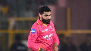 IPL 2026: பட்லர் என்னுடைய பாக்கெட்டில்.. விக்கெட்டை வீழ்த்திய பின் ஜடேஜா மாஸ் கொண்டாட்டம்