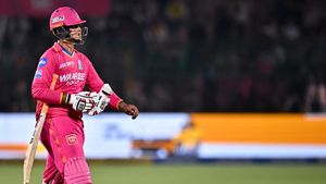 IPL 2026: 3 விதமான கிரிக்கெட் போட்டியிலும் பங்கேற்கும் பாக்ஸ் ஆபீஸ் வீரர் வைபவ் சூர்யவன்ஷி.. அஸ்வின்