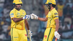 IPL 2026: சிஎஸ்கே, லக்னோ அணி வீரர்கள் கருப்பு பேட்ஜ் அணிந்து விளையாடிய காரணம் என்ன?
