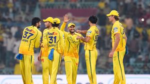 IPL 2026: பிளே ஆப் சுற்றுக்கு 8 அணிகளும் தகுதி பெறலாம்.. எப்படி தெரியுமா? திக்..திக்.. 11 போட்டி