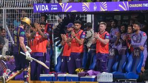 IPL 2026- கிறிஸ் கெயில் கூட செய்தது இல்ல.. ஐபிஎல் வரலாற்றில் ஃபின் ஆலன் மாபெரும் சாதனை.. ஒரே வீரர்