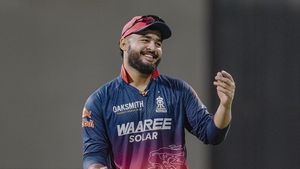 IPL 2026: பிளே ஆப்க்கு சென்ற ராஜஸ்தான் அணிக்கு சோகம்.. கேப்டன் ரியான் பராக் போட்ட குண்டு