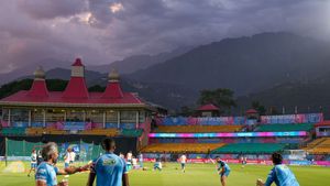 IPL 2026 பிளே ஆப் குஜராத் vs ஆர்சிபி இன்று மோதல்.. வெல்லப்போவது யார் என முன்னாள் வீரர் கணிப்பு