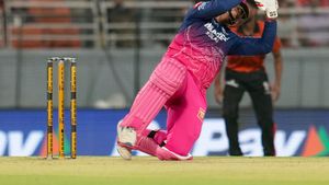 IPL 2026: 15 வயது சிறுவன் வைபவ் அதிரடியால் தொடரிலிருந்து வெளியேறிய சன்ரைசர்ஸ்..ராஜஸ்தான் முன்னேற்றம்