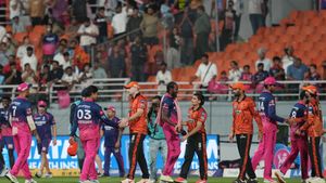 IPL 2026: ஆரஞ்ச் தொப்பி பந்தயம்.. 15 வயதான வைபவ் சூர்யவன்ஷி முன்னிலை