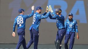 இந்தியாவுக்கு எதிரான டி20 தொடர்: இங்கிலாந்து அணியில் அதிரடி என்ட்ரி கொடுக்கும் இளம் ஆல்-ரவுண்டர்!