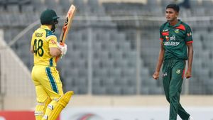 BAN vs AUS: வங்கதேச அணி வரலாற்று வெற்றி.. 21 ஆண்டுகளுக்கு பிறகு ஆஸ்திரேலியாவை வீழ்த்தியது