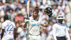 ENG vs NZ: இங்கிலாந்தை கதற விட்ட கிளென் பிலிப்ஸ், மேட் ஹென்றி.. ஆதிக்கம் செலுத்திய நியூசிலாந்து