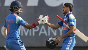IND vs AFG: இந்தியா உலக சாதனை.. ஆனால் கடைசி ஓவர்களில் சொதப்பல்.. 450 ரன் அடிக்கும் வாய்ப்பு போச்சு