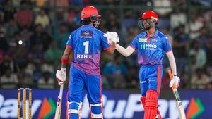 திருமண ஆசை காட்டி ஏமாற்றினாரா? பிரபல ஐபிஎல் வீரர் மீது பெண் பாலியல் புகார்