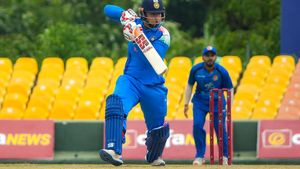 IND A vs SL A: வைபவ் சூர்யவன்ஷி மீண்டும் ஏமாற்றம்.. இந்திய ஏ அணி தடுமாற்றம்
