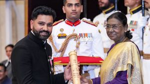 ஜூன் 23 மேஜிக் தரும் நாள்.. 19 ஆண்டுகளுக்கு பிறகு அதே நாளில் ரோகித் சர்மாவுக்கு கிடைத்த கவுரவம்