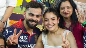 RCB: அந்த “11 ரசிகர்களை” மறந்தாரா விராட் கோலி? ஐபிஎல் கோப்பை கொண்டாட்டத்தில் எழுந்த சர்ச்சை