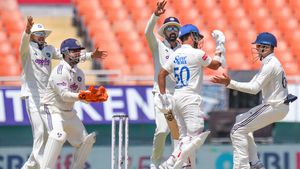 IND vs SL: இலங்கை மண்ணில் விளையாடிய 3 இந்திய வீரர்கள் மட்டும் டெஸ்ட் அணியில் தேர்வு