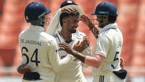 IND vs SL: முதல் டெஸ்ட் இந்திய அணியின் பிளேயிங் லெவன் என்ன? அஸ்வின் கணிப்பு