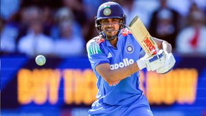 சுப்மன் கில் கூட 2 இன்னிங்ஸ் ஆடவில்லை என்றால், அவர் இடமும் காலி.. முன்னாள் வீரர் கிண்டல்