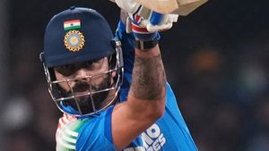 IND vs ENG: விராட் கோலி ஏமாற்றம்.. ரிவியூ கூட எடுக்காமல் சோகத்தில் சென்றார்.. அடித்த ரன் எவ்வளவு?