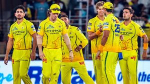 சிஎஸ்கே- வின் அடுத்த பயிற்சியாளர் யார்? 3 முன்னாள் வெளிநாட்டு வீரர்களிடையே கடும் போட்டி