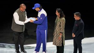 2026 காமன்வெல்த் முடிவில் கொடி இந்தியாவிடம் ஒப்படைக்கப்பட்டது.. 2030-ல் அகமதாபாத் நடத்துகிறது