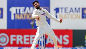 IND vs SL: 24 வயதான இந்த வீரர் பட்டை தீட்டப்படாத வைரம்.. முன்னாள் இந்திய வீரர் பாராட்டு