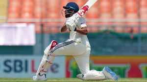 IND vs SL: இந்திய அணிக்கு கிடைத்த புது ஆல்ரவுண்டர்.. இலங்கைக்கு எதிராக பேட்டிங்கிலும் கலக்கிய சிராஜ்