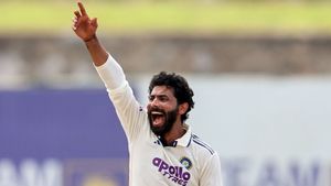 IND vs SL: ஜடேஜா முன்பு போல் பந்துவீச்சில் ஆக்கோரஷமாக இல்லை.. பேட்டிங்கிற்காக இருக்கலாம்- அஸ்வின்