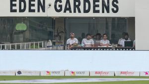 U19 உலககோப்பை வென்ற இந்திய வீரர் உள்பட 60 பேர் வயது முறைகேட்டில் சிக்கினர்.. பெங்கால் கிரிக்கெட்டில் அதிர்ச்சி