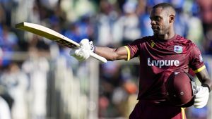IND vs WI: வெஸ்ட் இண்டீஸ் அணிக்கு விழுந்த அடி.. சதம் அடித்த வீரர் விலகல்.. என்ன நடந்தது?
