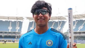 IND vs AFG: வைபவ் சூர்யவன்ஷியை பிளேயிங் லெவனிலிருந்து நீக்க வேண்டும்.. ரஹானே தடாலடி கருத்து